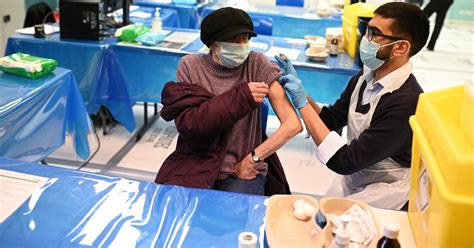 Coronavirus: AstraZeneca vaccine effective against UK ...