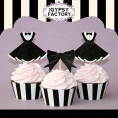 Girly Cupcakes | Elegant cupcakes, Fashion cupcakes, Cakes and more