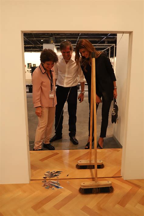 Join to listen to great radio shows, dj mix sets and podcasts. 50 fotos de la inauguración de arteBA 2019 : argentina