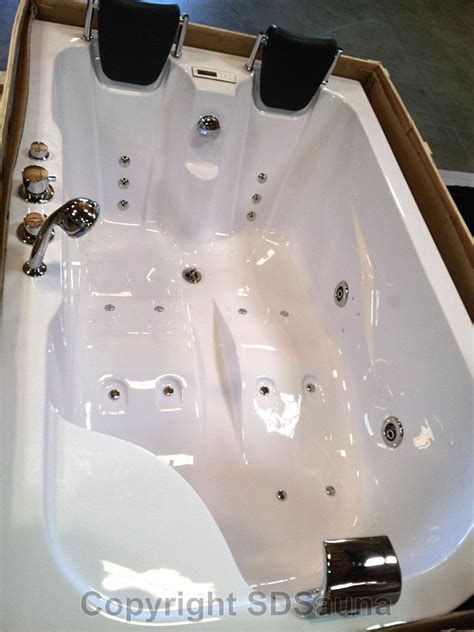 Two person whirlpool tub from jacuzzi: Two Person Jacuzzi Tub with Heater | Indoor hot tub ...