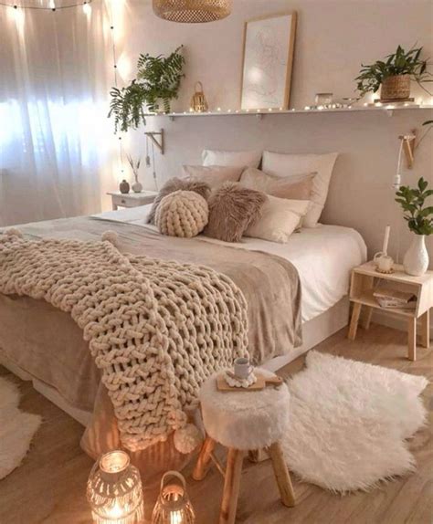 Young people are now at an age that can decide their own room decorations. Épinglé par Rubees sur ️Room decor ️ | Decoration chambre ...