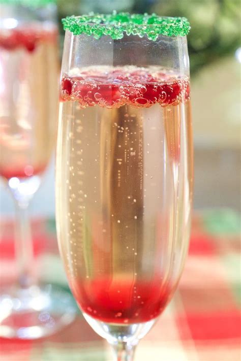 Get ready to pop some bottles. Champain Christmas Beverages : 10 Christmas Mimosa Ideas ...