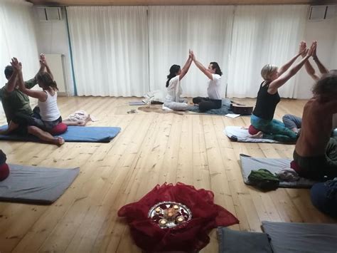 White tantric yoga® is a powerful meditation practice that clears the subconscious mind, allowing prosperity, success, and happiness to flow into your life. tantric couple event 2020 - THE TANTRIC COUPLE