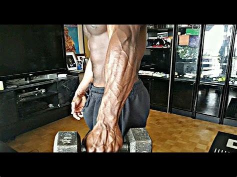We have all seen some of the extreme vascular bodybuilders posting pictures of themselves with veins all over their bodies popping out like crazy. Killer Forearms Home Exercise With Dumbbells Only - veins ...