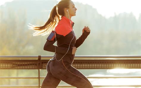 Lupakan senaman aerobic yang lama dan repetition banyak kali. 4 Senaman Untuk Cepat KURUS! - NaturalHealth - Healthy ...