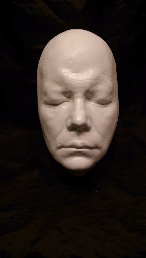 These comical post came despite his solemn vow to not take up the role in any future entries again. The Definitive Guide to All Halloween 1-11 Masks, Boots ...