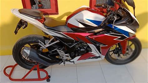 Modif cbr250rr hitam, modifikasi cbr 250 terbaru, modifikasi cbr250rr merah, modifikasi cbr 250 2019 ayo ikutan honda cbr250rr virtual modif challenge. Modif Cbr 150r Facelift Warna WRB WhiteRedBlue - YouTube