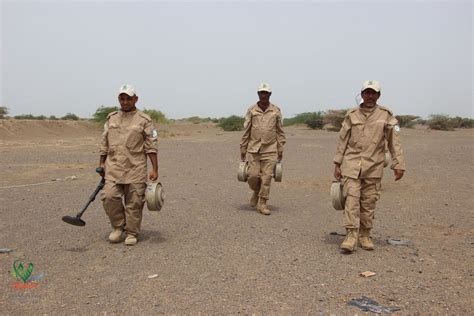 تردد قناة اليمن اليوم الجديد على النايل سات frequency channel yemen today، هي قناة فضائية إخبارية لنقل أهم أحداث الشعب اليمني ونقل أخباره اليومية السياسية. حكومة اليمن تشيد بتمديد عمل مشروع "مسام" لنزع الألغام - الساعة