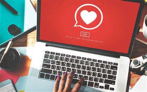 Other dating apps boast strengths of their own. 9 Awesome Dating Apps to Meet People With - Free Live Cams.net