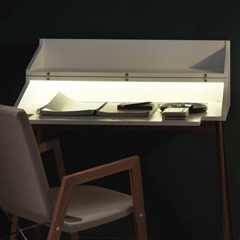 Led bilderrahmen oder led beleuchtung. HORM.IT Bureau Designer Schreibtisch | CASA.DE