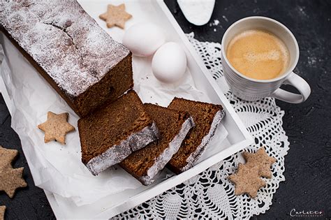 Sie möchten gerne kuchen für ihr meeting, gerne stellt die chefin des hauses ihnen ein passendes angebot zusammen. REZEPT Keks-Reste Kuchen - leckere Kuchen aus Keksresten