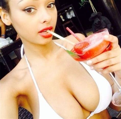 Users rated the danejones hot girlfriend pleasured videos as very hot with a 72% rating, porno video uploaded to main category: Pin on مزيد من عرض نساء