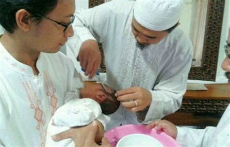 Kita tak payah kira guna jari. Dalam Islam, Ini 7 Hal Yang Perlu Dilakukan Pada Bayi Baru ...