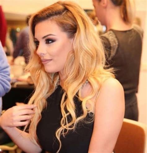 Broadcaster anxhela peristeri is an established albanian singer, songwriter and model from the city of korçë in the east of the country. 11 VITE MË PARË/ Anxhela Peristeri tregon se si stilohej ...