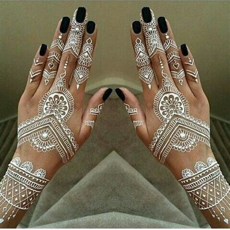 You can ink henna tattoos on your hands, arms, chest, back and henna tattoo ideas are a fun way to test out your tattoo designs. Pin by Jenie's Journey on Cool Mehendi Designs | Henna ...