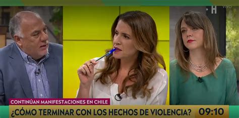 Que ya no son ni tan pequeños ni tan enanos, responde bessy gallardo en emoltv. El tenso cruce entre Bessy Gallardo y Monserrat Álvarez