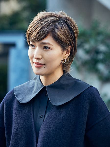 【スナップ】ショートヘア×甘めワンピース。大人の可愛げ ...