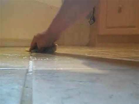 But with so many cleaning tips floating around on the internet, it's hard to know what to believe. clean your tile grout in seconds NO SCRUBBING!!!!! - YouTube