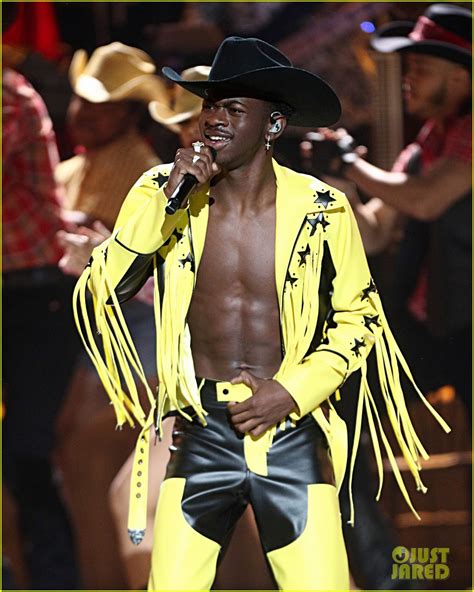 I know we promised to never come out publicly, i know. Lil Nas X Seemingly Comes Out as Gay in Pride Tweet: Photo 4316696 | Lil Nas X Pictures | Just Jared