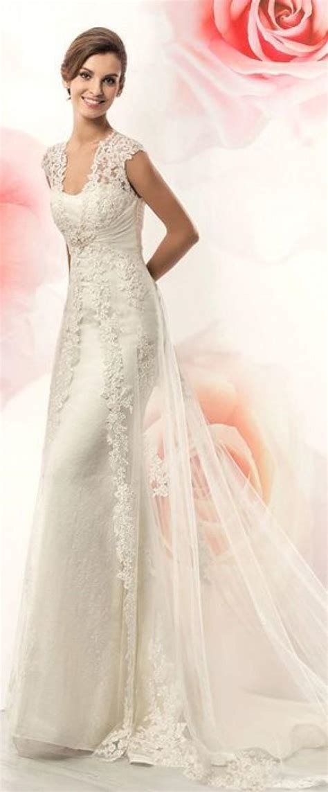 If yours is a cultural wedding, alibaba.com has got you covered. Junoesque Tulle Scoop Neckline Sheath Wedding Dresses With ...