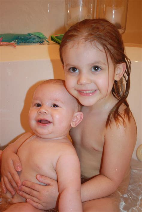 Find talking toys from a vast selection of baby bathing/grooming. Lueker Munchkins: Bathtime Fun