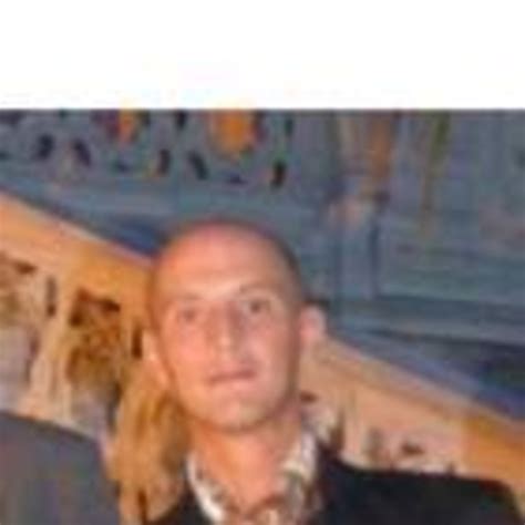 Namn/adress på det lokala språket. Jose Maria Bris Garcia - Sales & Marketing Manager - Aage ...
