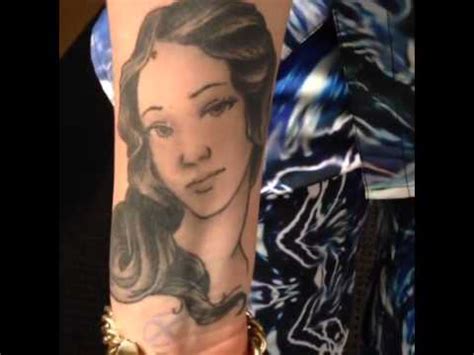 Последние твиты от iggy azalea (@iggyazalea). Iggy Azalea Talks Arm Tattoo On Power 106 - YouTube