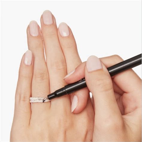 Ring size chart find your with instructional. Pandora Ring Size Chart & Guide - Find Your Fit | Pandora HK