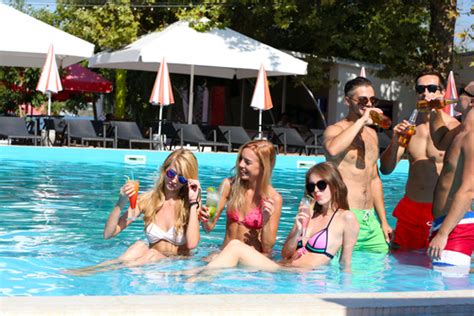 Top game & entertainment centers in san diego, ca. 7 Pool Birthday Party Essentials | 🥇 Private Party Pool ...
