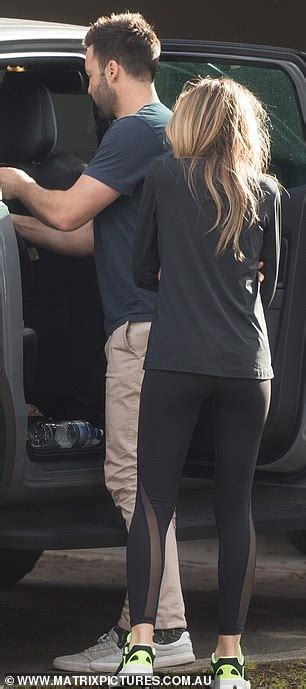 Nadia bartel has moved on after her tough divorce from afl star jimmy bartel by purchasing a $3 million divorce house. Nadia Bartel glares at her husband Jimmy in first photos ...