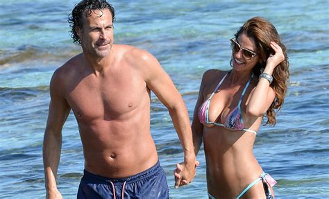 Statistiche aggiornate al 17 marzo 2014. Fabio Galante, esplode la passione a Ibiza con la sexy ...