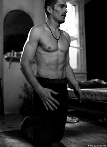 Итан грин хоук (ethan green hawke). Ethan Hawke Young, Shirtless, Underwear, Awards | Famewatcher