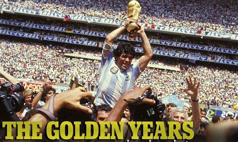 Huyền thoại pele hy vọng có một ngày sẽ cùng maradona thi đấu trên thiên đàng. Iconic World Cup images - Bobby and Pele, the Hand of God ...