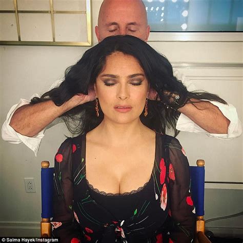 Последние твиты от salma hayek (@salmahayek). Salma Hayek showcases her bust on Instagram | Daily Mail ...