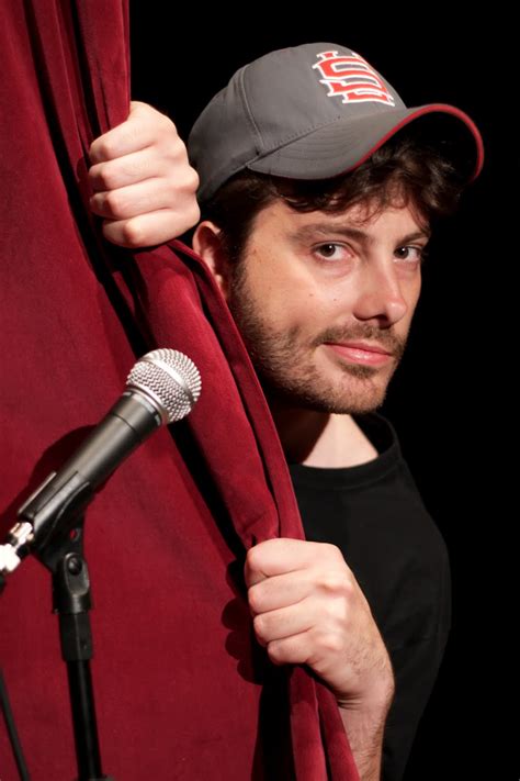 Последние твиты от danilo gentili (@danilogentili). Profissão focas: Stand-Up Comedy: Danilo Gentili ...