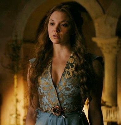 @natdormeronline when you walk past margaery tyrell in dublin and have an internal fangirl moment. Margaery Tyrell | Game of thrones dress, Natalie dormer ...