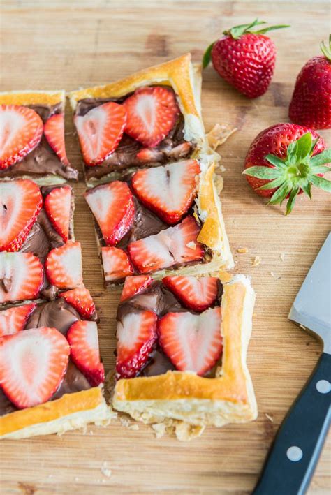 Strawberry Nutella Puff Pastry | Recipe | Nutella puff pastry, Strawberry nutella, Easy puff ...