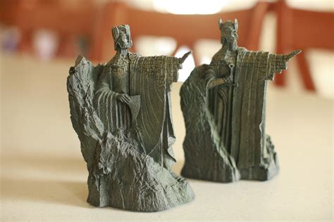 The argonath are located on either side of the river anduin in the east wall. I'd Shoot That: The Gates of Argonath * Bookends