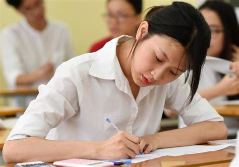 Cách tính điểm xét tốt nghiệp thpt năm 2021. Gợi ý đáp án môn Ngữ văn - Đề thi tham khảo THPT quốc gia ...