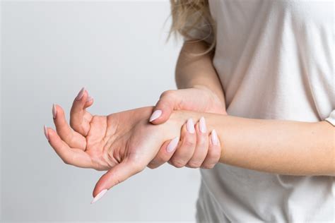 Sometimes patients think when we say it's from anxiousness. What Causes Numbness and Tingling in Hands? - BetterPT Blog