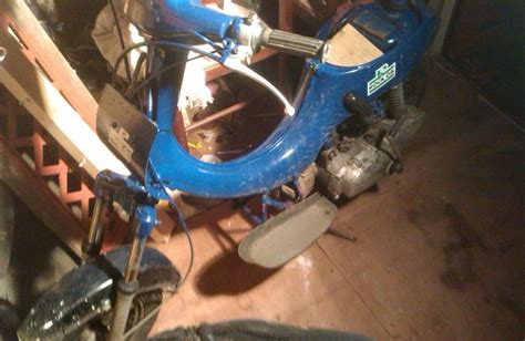 Traditional cheap eec 50cc scooter specifications/features: suzuki FS50 1980 50CC RESTORATION | Scooter Shack Scooter ...