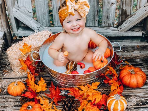 This is why milk bath photography is growing. Fall Milk Bath | Baby milk bath, Fall baby photos, Fall ...