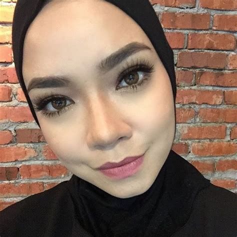Fazura artis malaysia paling cantik! Biodata Nora Danish, Artis Paling Comel dan Paling Popular ...