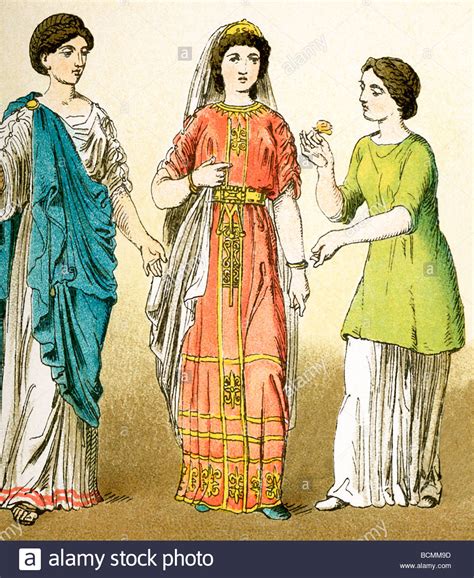 Sie bekamen zu diesem anlass neue kleidung nämlich die der männer, eine weiße toga. The figures represent three ancient Roman women. The ...