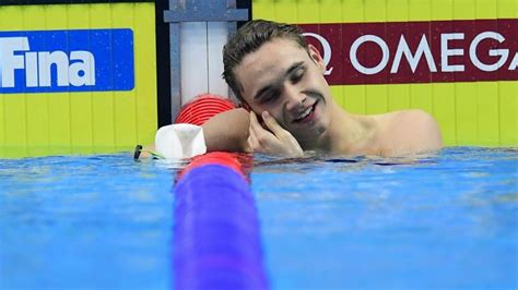 Kristof milak cruises to top seed in 200 butterfly. Döbbenetes új junior világcsúccsal Milák Kristóf ...