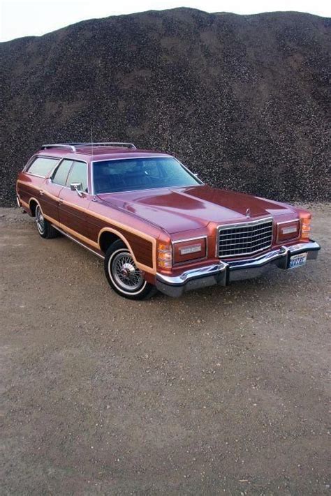 Town and country renovation serves the roanoke and surrounding areas by providing best in class remodeling services. 1977 Chrysler Town & Country - 1977 Ford LTD Country ...