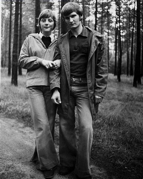 This image truly does show a young angela merkel. A young Angela Merkel and her (first) husband 1975 ...