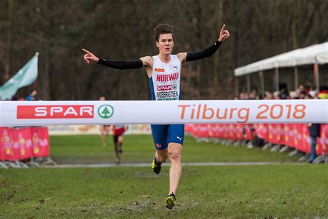 · jakob ingebrigtsen during the 2019 world cross country championships (getty) as was the case in switzerland, doha's. Jakob Ingebrigtsen Girlfriend - How To Get Your Kids Into ...