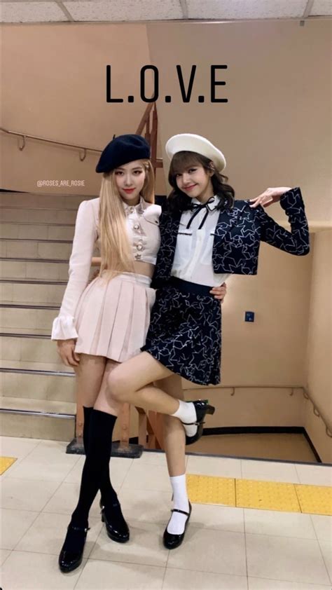 리사), is a thai rapper, singer. Rose y Lisa de Blackpink | Blackpink outfits, Ropa estética