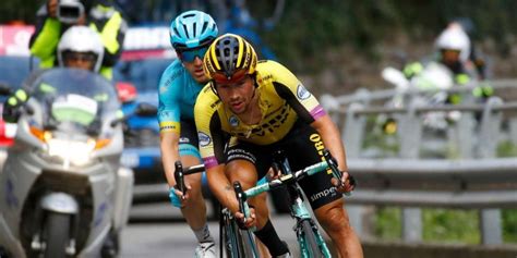 Bernal ya ganó un tour de francia en 2019 y su victoria en italia es la segunda de un latinoamericano en el certamen, después del colombiano nairo quintana en 2014 y el ecuatoriano richard carapaz en 2019. Richard Carapaz gana el Giro de Italia 2019